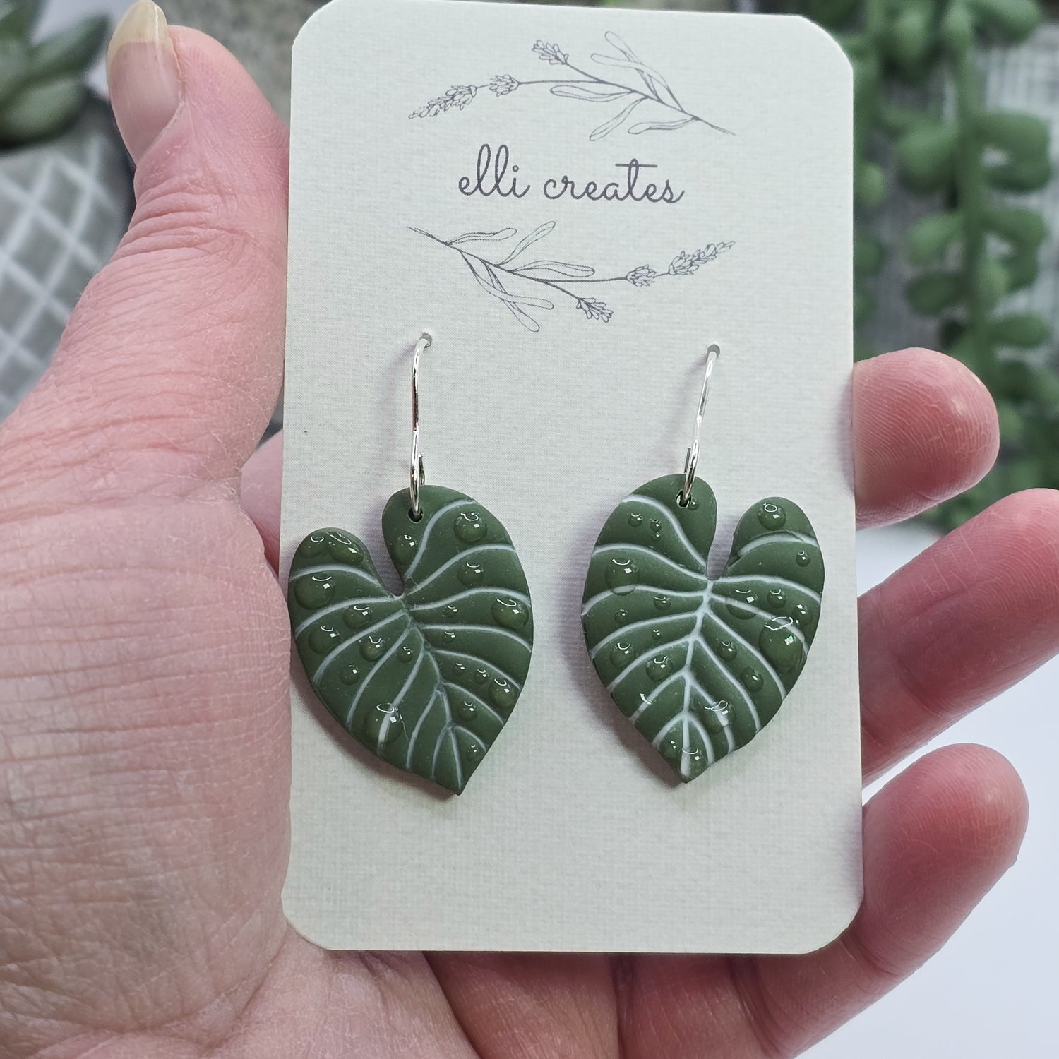 🌿Updated Design🌿Philodendron Gloriosum Leaf Polymer Clay Houseplant Earrings