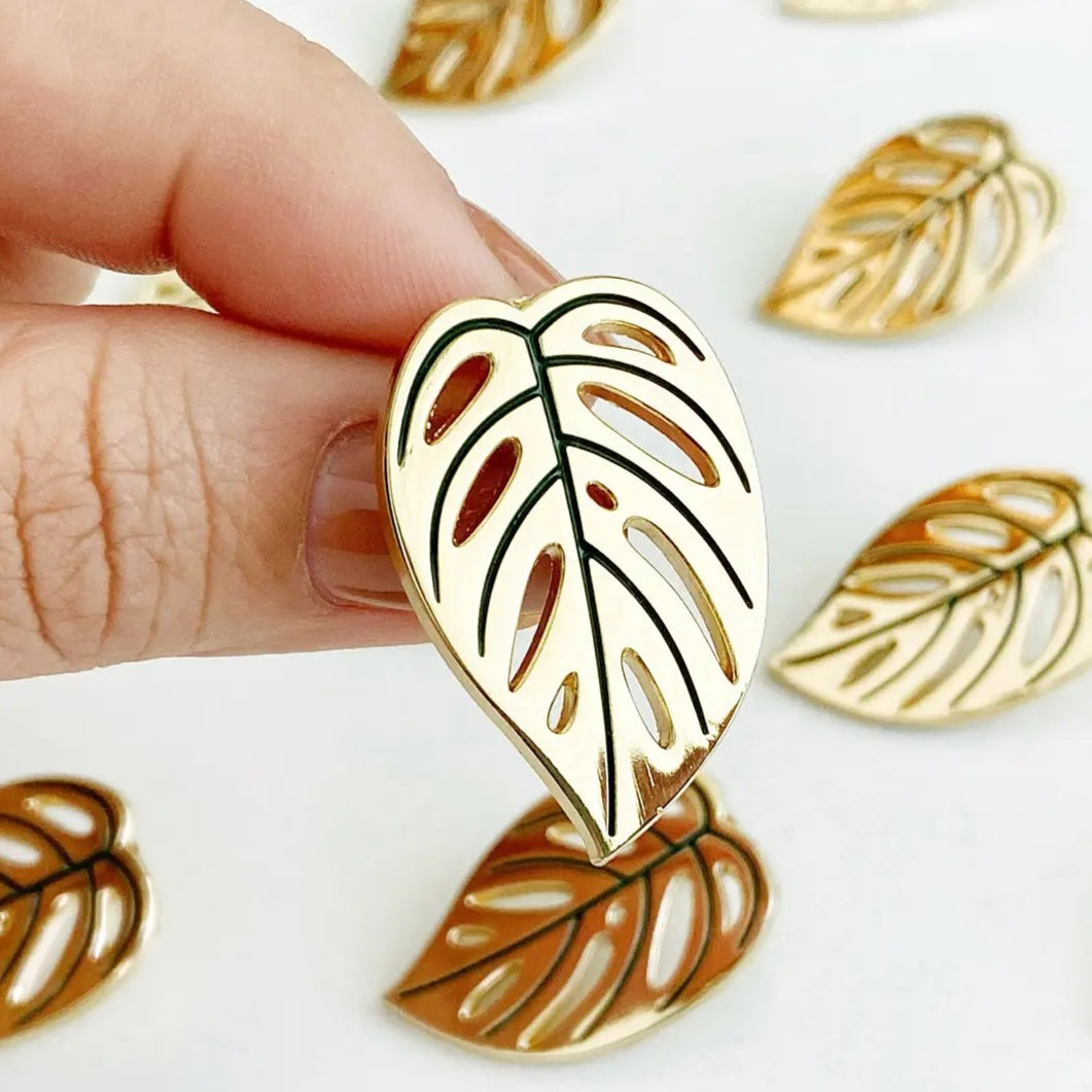 Monstera Adansonii Leaf 18k Gold Plated Lapel Enamel Pin