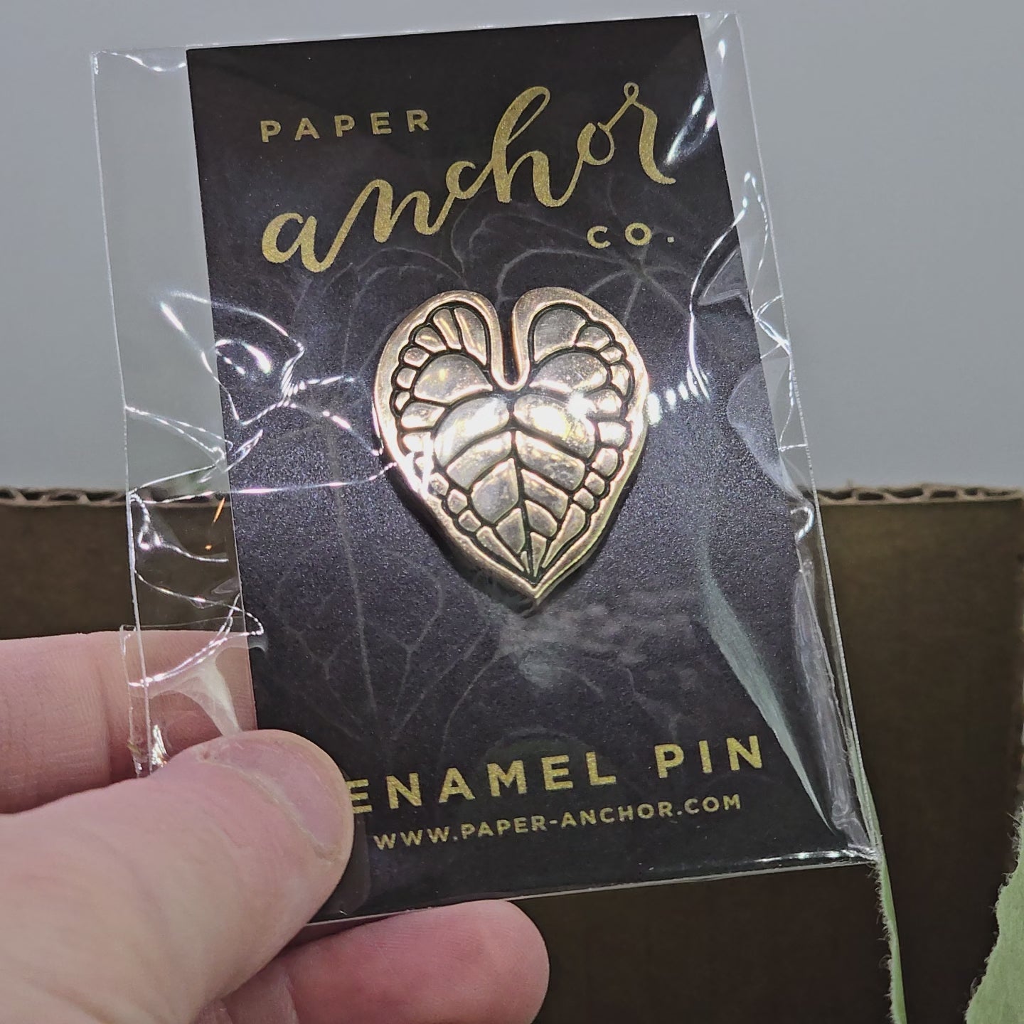 Anthurium Leaf 18k Gold Plated Lapel Enamel Pin