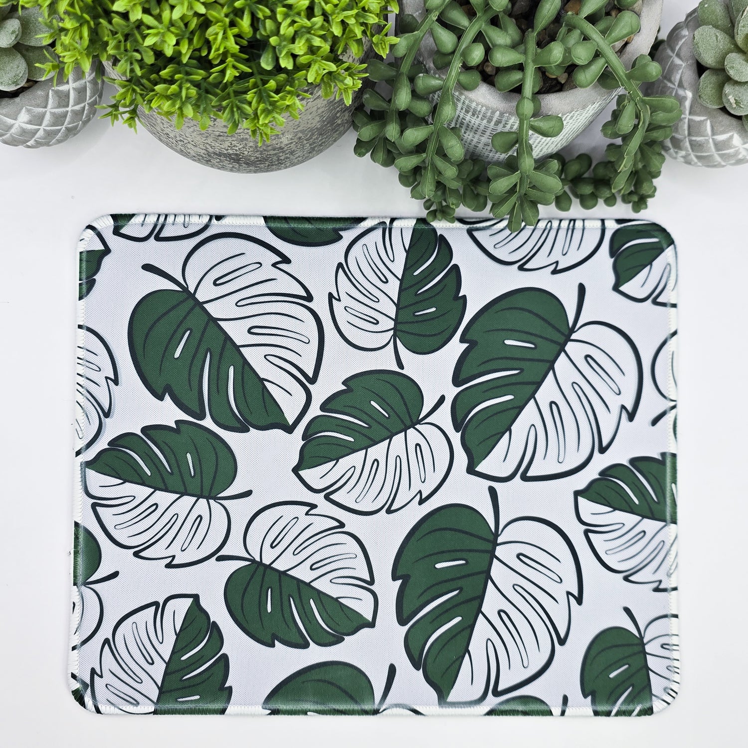 🔥Clearance🔥 Monstera Albo Halfmoon Mousepad (imperfect)