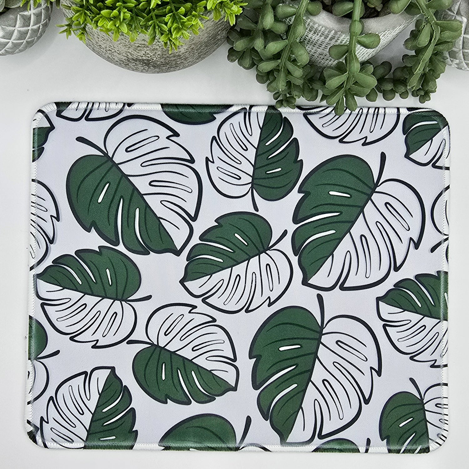 🔥Clearance🔥 Monstera Albo Halfmoon Mousepad (imperfect)