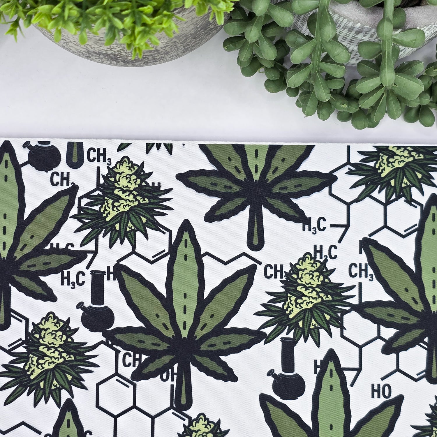 🔥Clearance🔥 Marijuana/Cannabis Leaf Mousepad (imperfect)