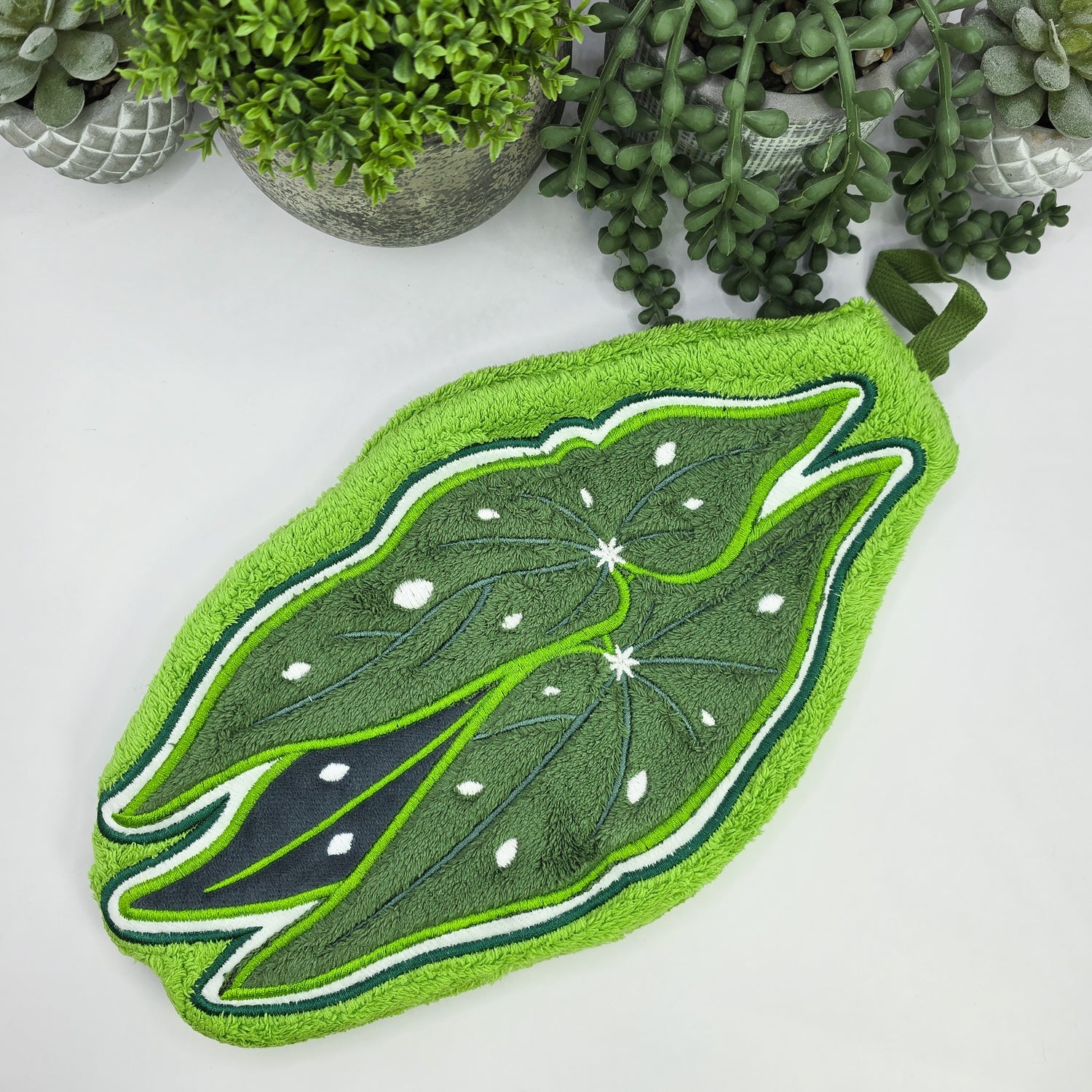 Green Begonia Leaves coral fleece hand towel / kitchen Towel