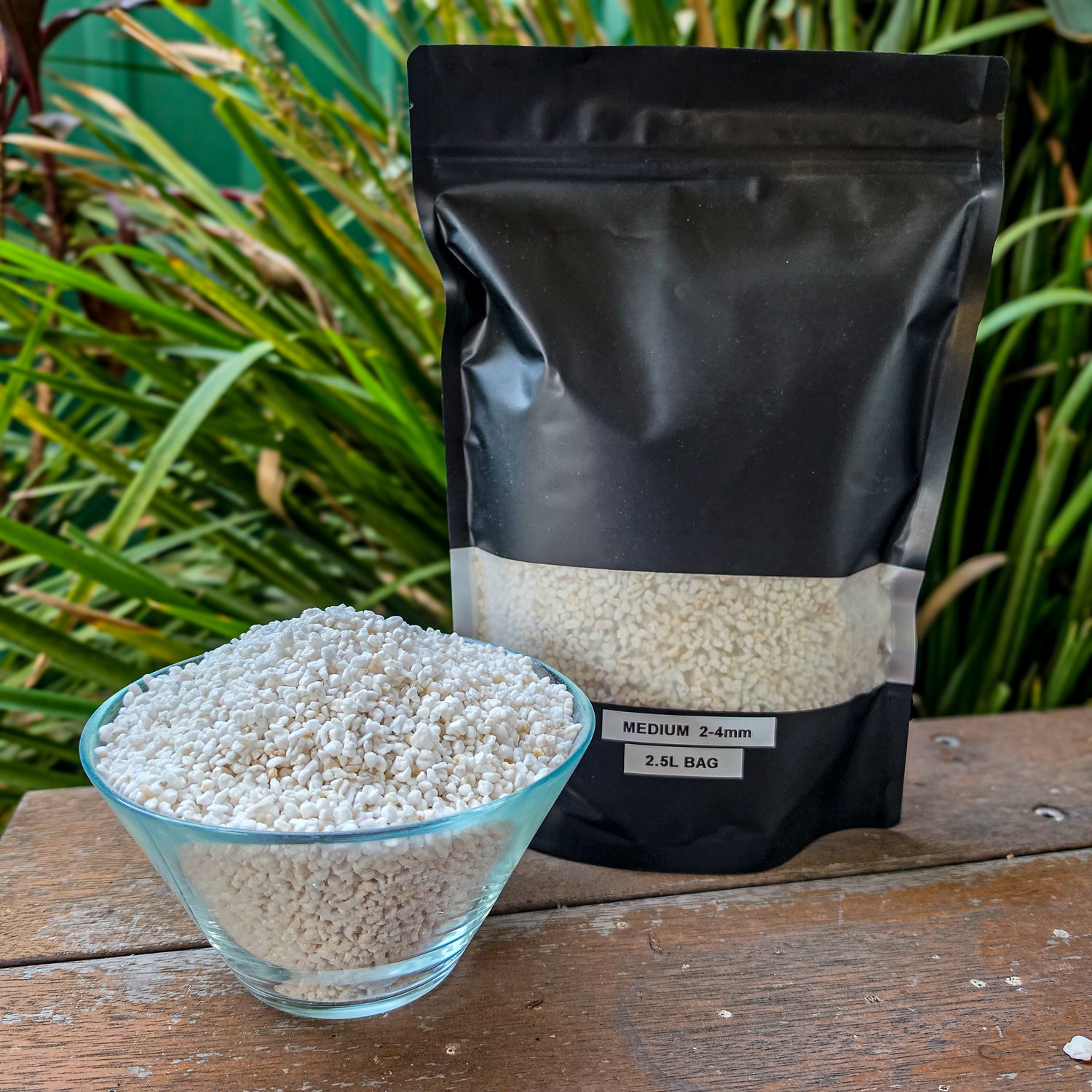 MEDIUM Grade 2mm-4mm Perlite 2.5L Bag | For Semi Hydro, Propagation & Soil Mixes